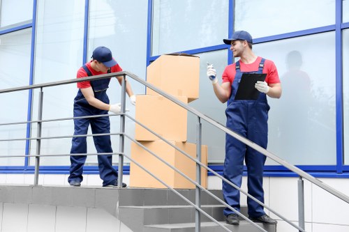 Man with van removal service in Richmond upon Thames for local home and flat moves