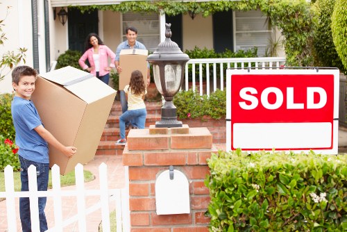 Transparent removal pricing estimate for a busy street move